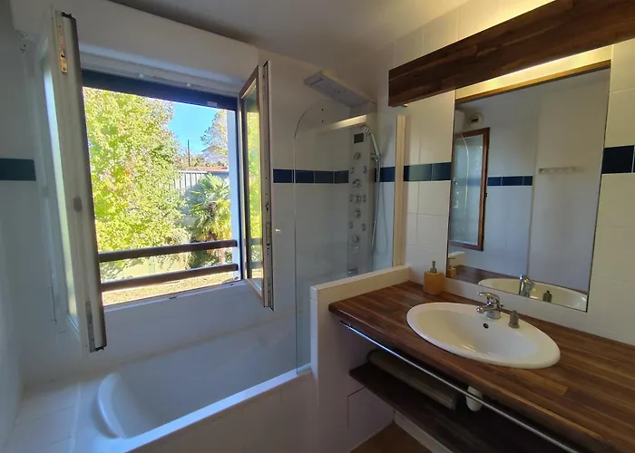 Le Cocon Du Monde Lourdes